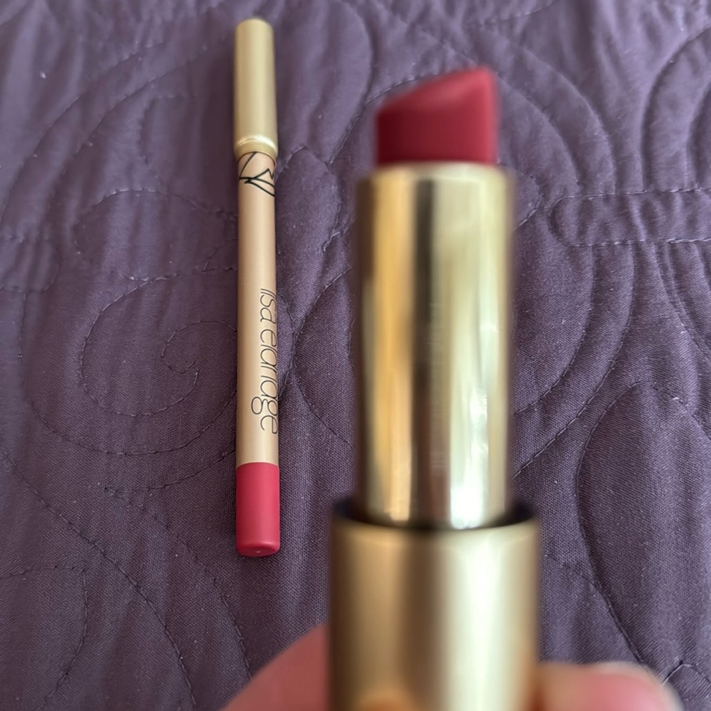 Lisa Eldridge Velvet Enchantment lipstick and Matching Liner